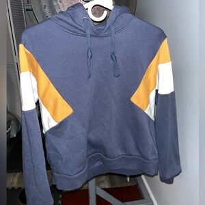 Gym cropped hoodie. Navy blue striped